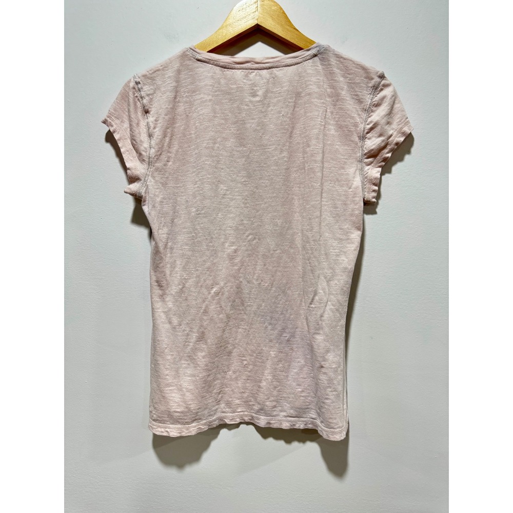 Calvin Klein Jeans Pink NYC Skyline Graphic V-Neck T-Shirt Silver CK Logo Medium - Picture 2 of 6